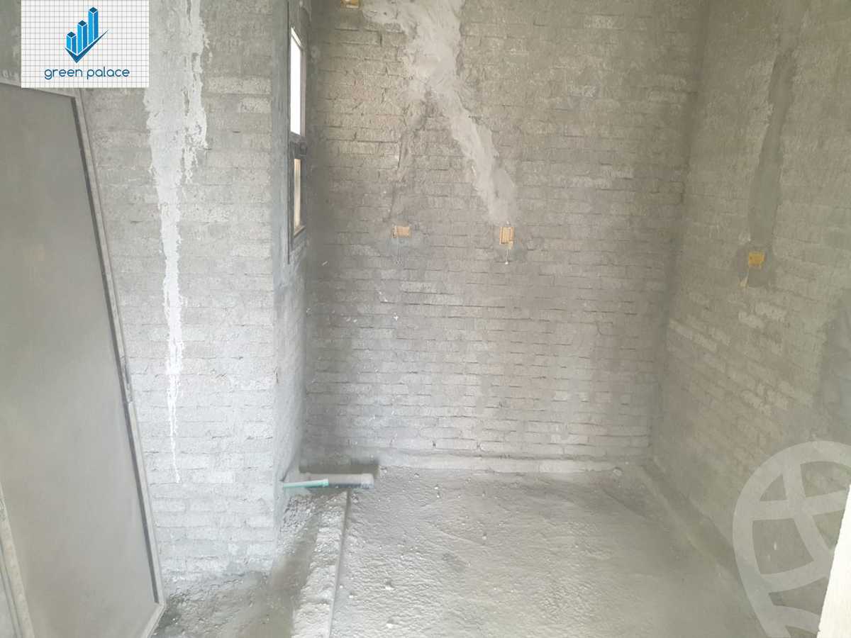 https://aqarmap.com.eg/en/listing/4346575-for-sale-cairo-el-sheikh-zayed-city-compounds-kmbwnd-wyst-twn-swdyk