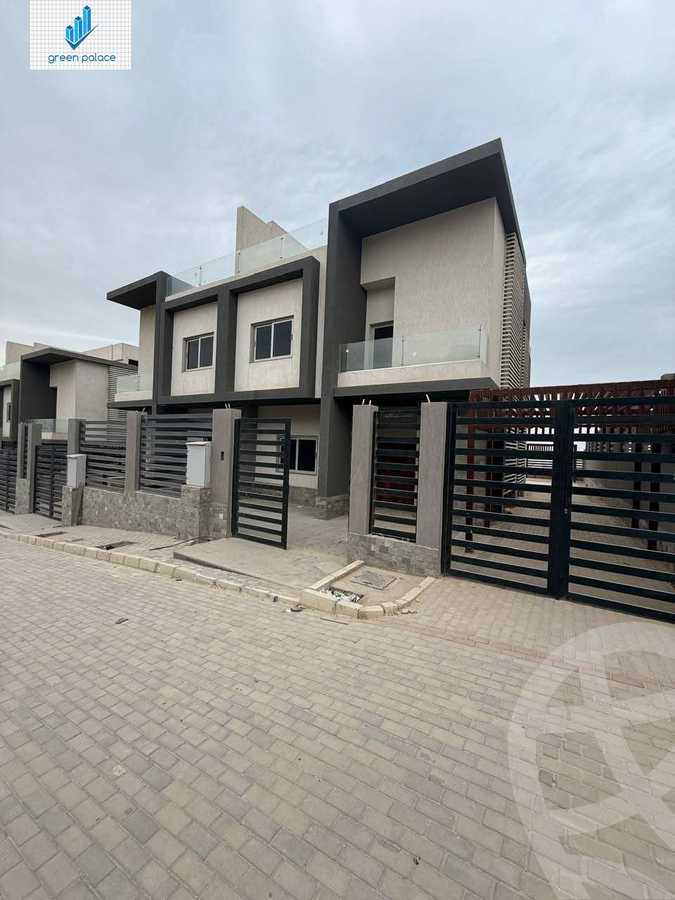 https://aqarmap.com.eg/ar/listing/6024376-for-sale-cairo-el-sheikh-zayed-city-compounds-el-khamayel
