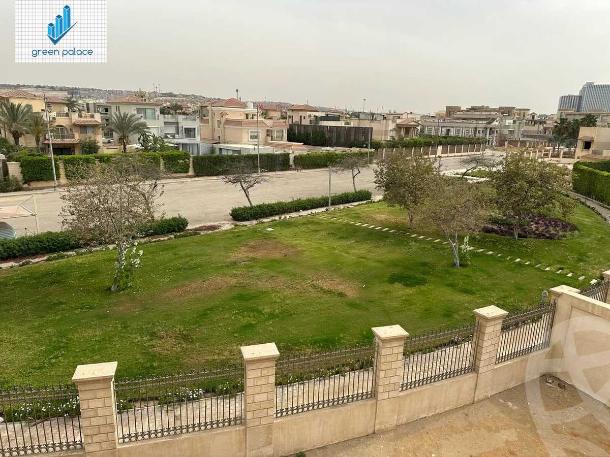 https://aqarmap.com.eg/ar/listing/6040152-for-sale-cairo-el-sheikh-zayed-city-compounds-royal-city