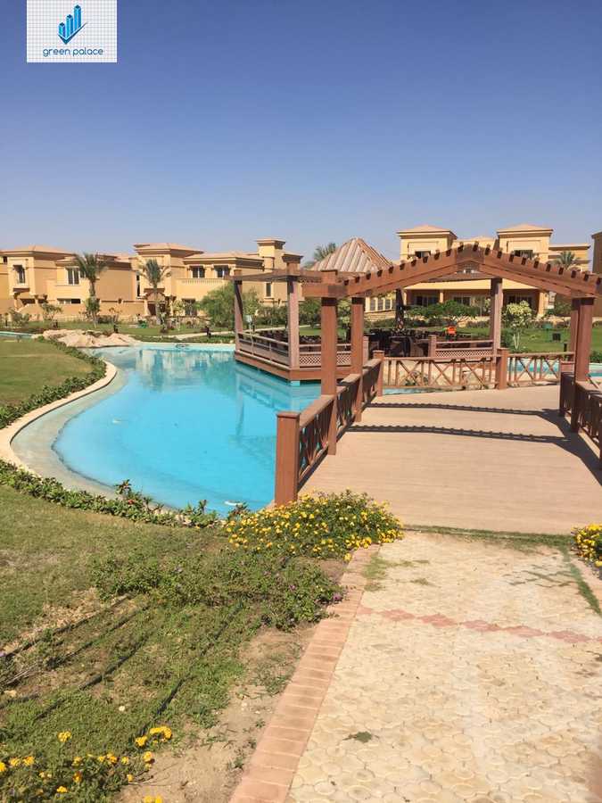 https://aqarmap.com.eg/en/listing/6040166-for-sale-cairo-el-sheikh-zayed-city-compounds-royal-meadows