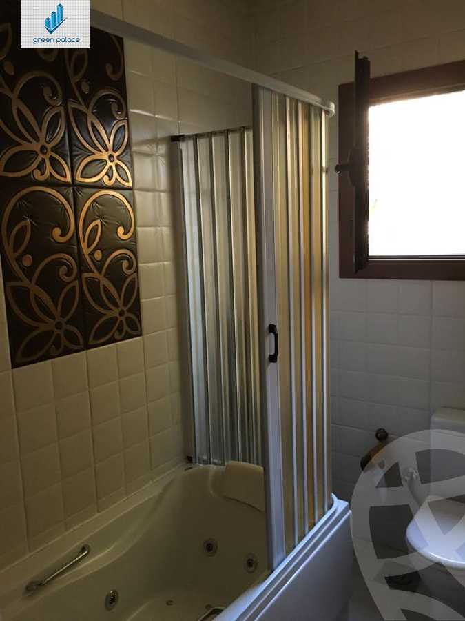 https://aqarmap.com.eg/en/listing/6053360-for-sale-cairo-new-cairo-ganob-el-akadamiya-orouba-axis