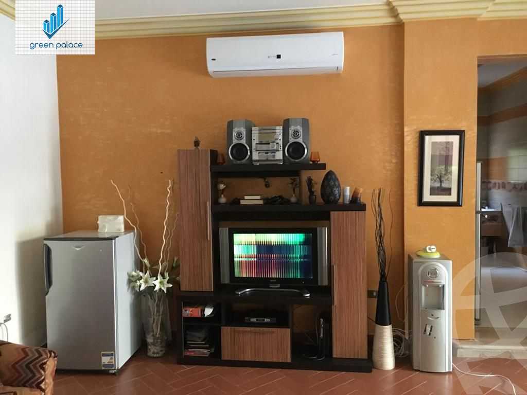 https://aqarmap.com.eg/en/listing/6053360-for-sale-cairo-new-cairo-ganob-el-akadamiya-orouba-axis