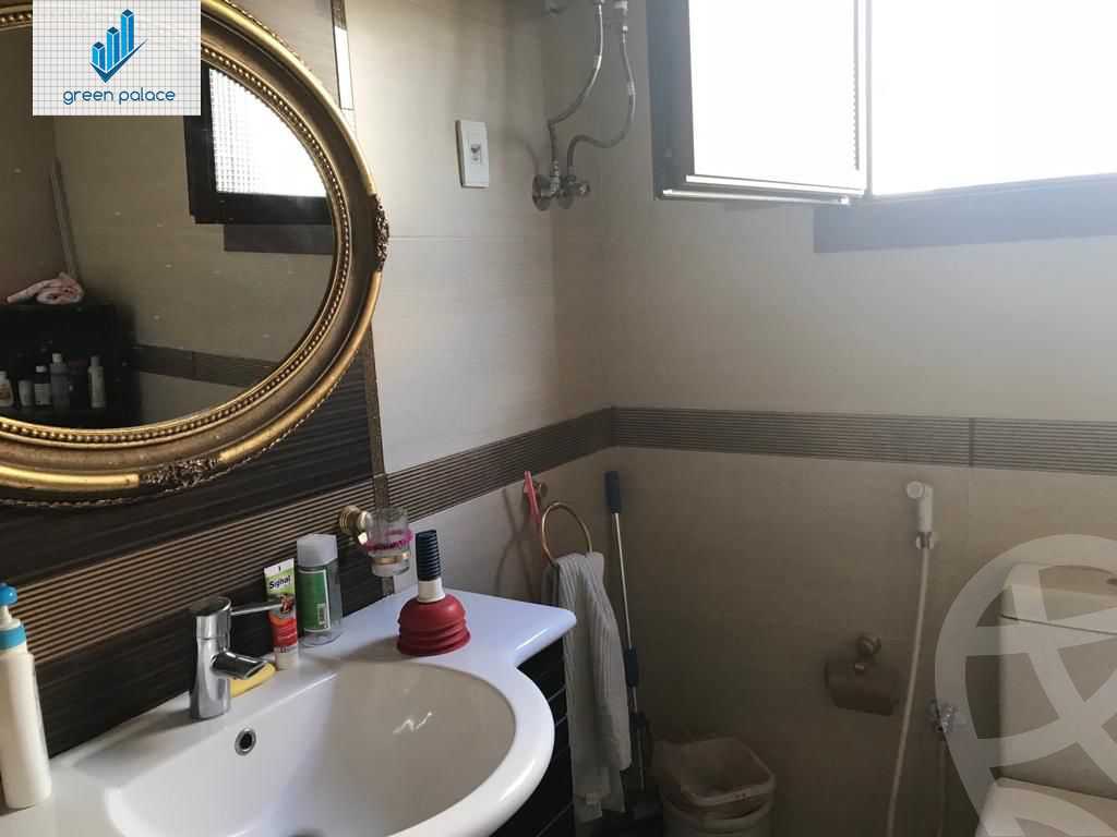 https://aqarmap.com.eg/en/listing/6053360-for-sale-cairo-new-cairo-ganob-el-akadamiya-orouba-axis