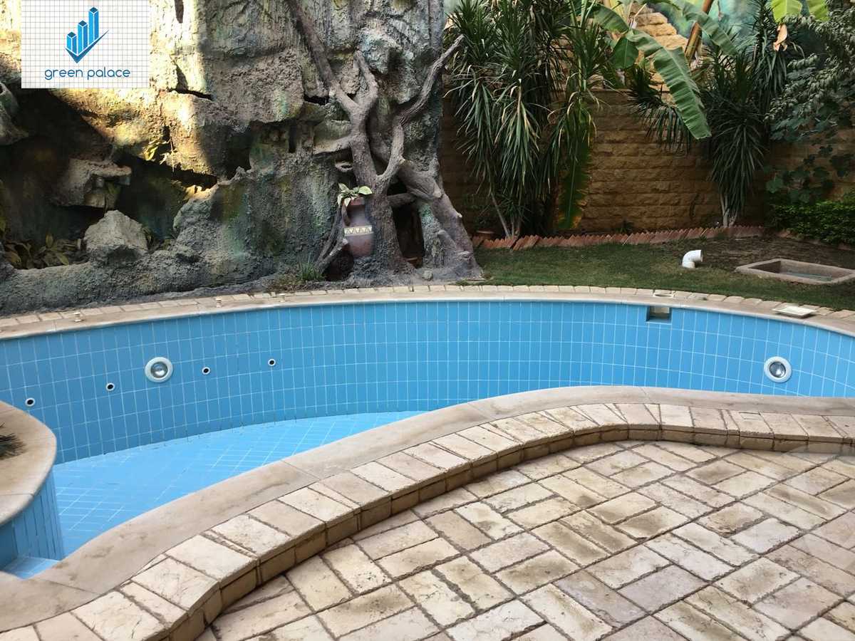 https://aqarmap.com.eg/en/listing/6053360-for-sale-cairo-new-cairo-ganob-el-akadamiya-orouba-axis