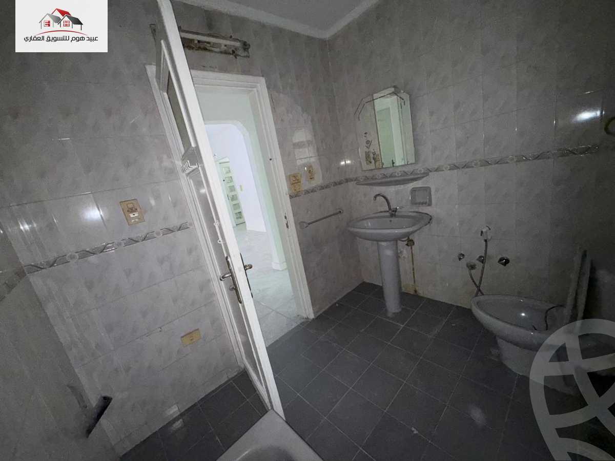 https://aqarmap.com.eg/ar/listing/6571306-for-sale-cairo-nasr-city-1st-zone-al-mohandseen-al-askrien-st