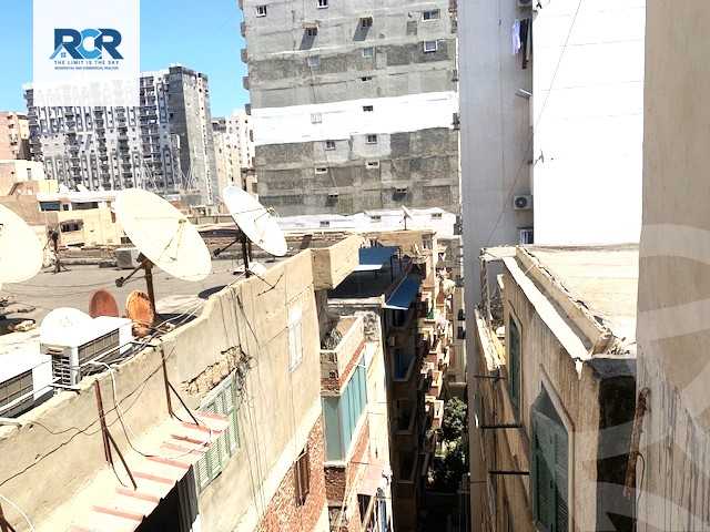 https://aqarmap.com.eg/ar/listing/4823391-for-sale-alexandria-zezenia-ibn-hokal-rd