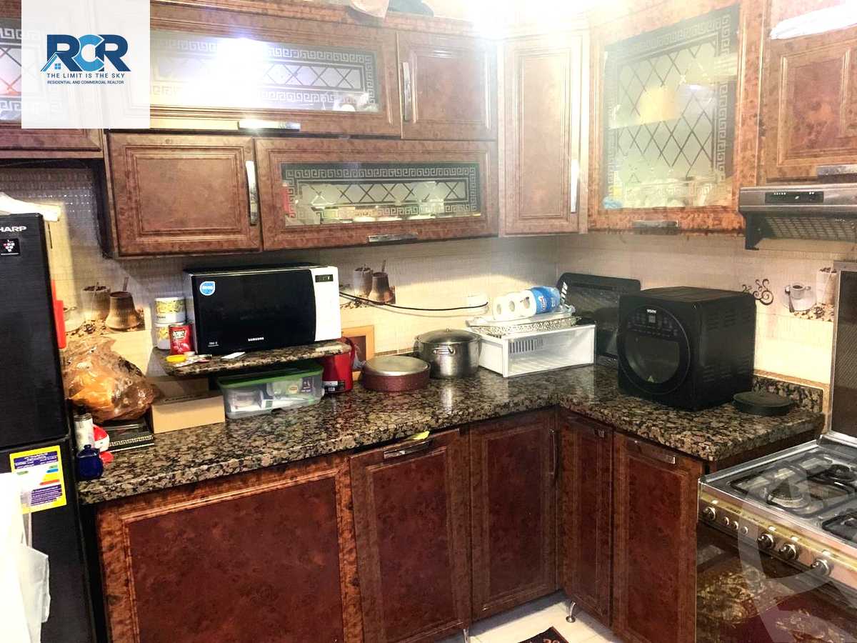 https://aqarmap.com.eg/ar/listing/4850514-for-sale-alexandria-zezenia-mostafa-abd-el-razik-st