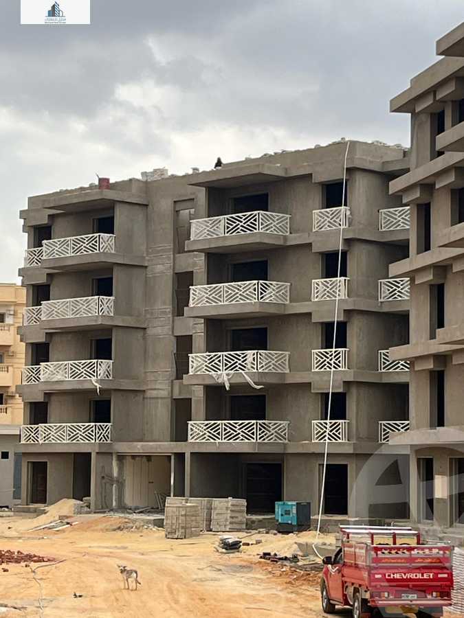 https://aqarmap.com.eg/en/listing/5885492-for-sale-cairo-6th-of-october-compounds-kmbwnd-jryn-6-mbny-drys