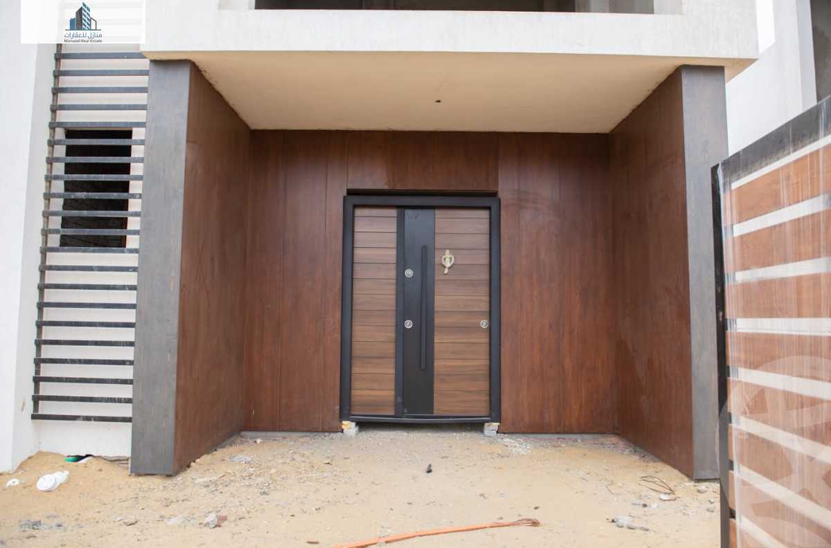 https://aqarmap.com.eg/en/listing/5885570-for-sale-cairo-6th-of-october-compounds-moon-hills-3