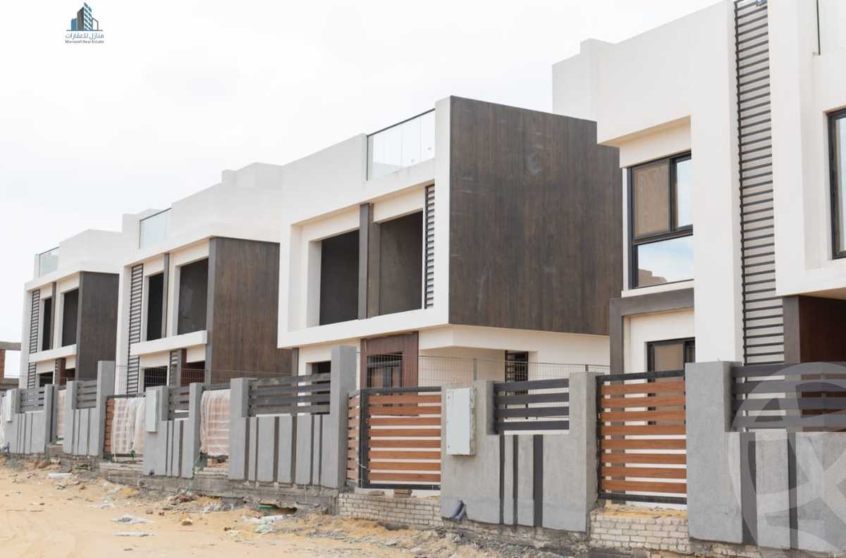 https://aqarmap.com.eg/en/listing/5885570-for-sale-cairo-6th-of-october-compounds-moon-hills-3
