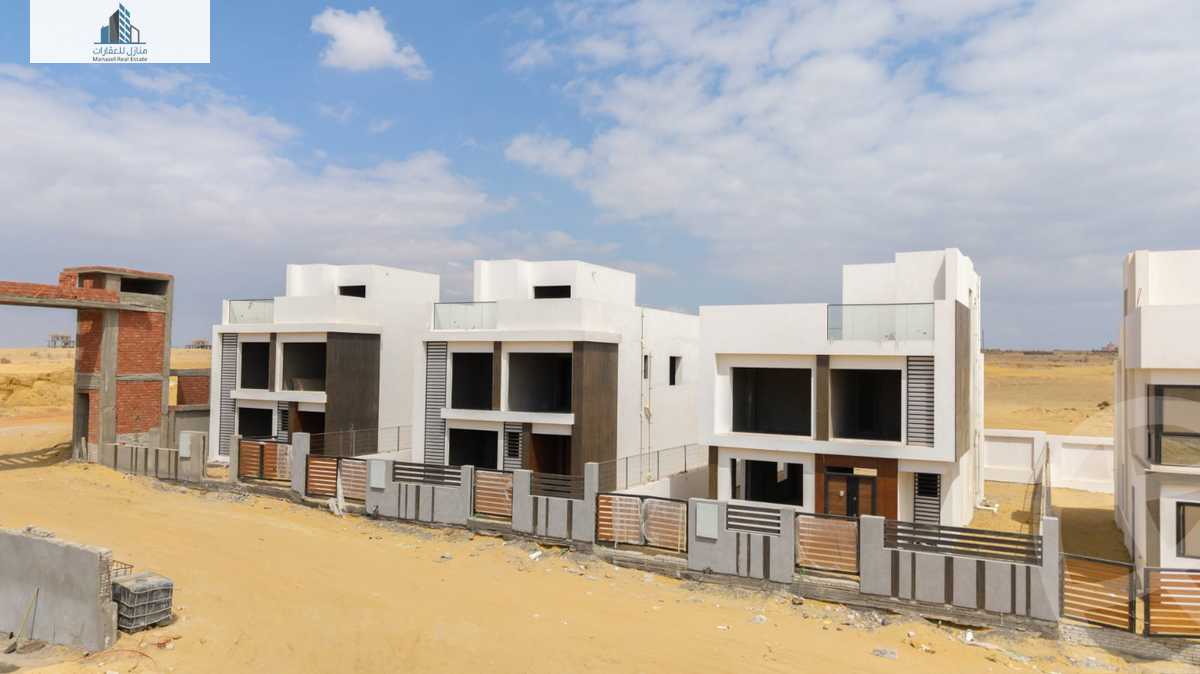 https://aqarmap.com.eg/en/listing/5885570-for-sale-cairo-6th-of-october-compounds-moon-hills-3