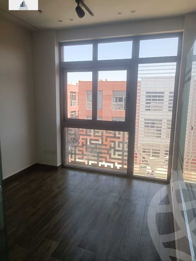 https://aqarmap.com.eg/ar/listing/5900264-for-rent-cairo-el-sheikh-zayed-city-compounds-the-courtyard