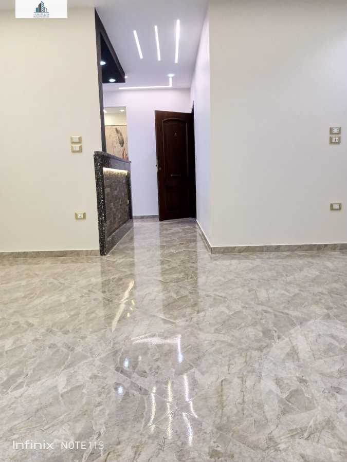 https://aqarmap.com.eg/en/listing/5960287-for-sale-cairo-6th-of-october-hadaeq-october-lmntq-lsyhy-b