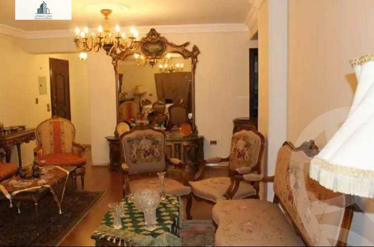 https://aqarmap.com.eg/en/listing/6021063-for-sale-cairo-6th-of-october-el-ahyaa-neighborhood-8th-el-tahrir-rd
