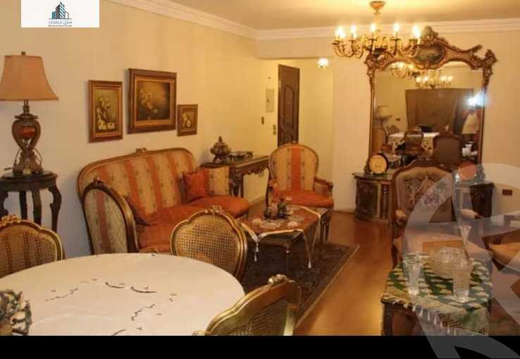 https://aqarmap.com.eg/en/listing/6021063-for-sale-cairo-6th-of-october-el-ahyaa-neighborhood-8th-el-tahrir-rd