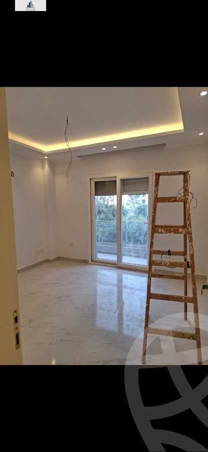 https://aqarmap.com.eg/ar/listing/6241251-for-sale-cairo-el-sheikh-zayed-city-compounds-kmbwnd-fyldj-wyst-dr-llttwyr