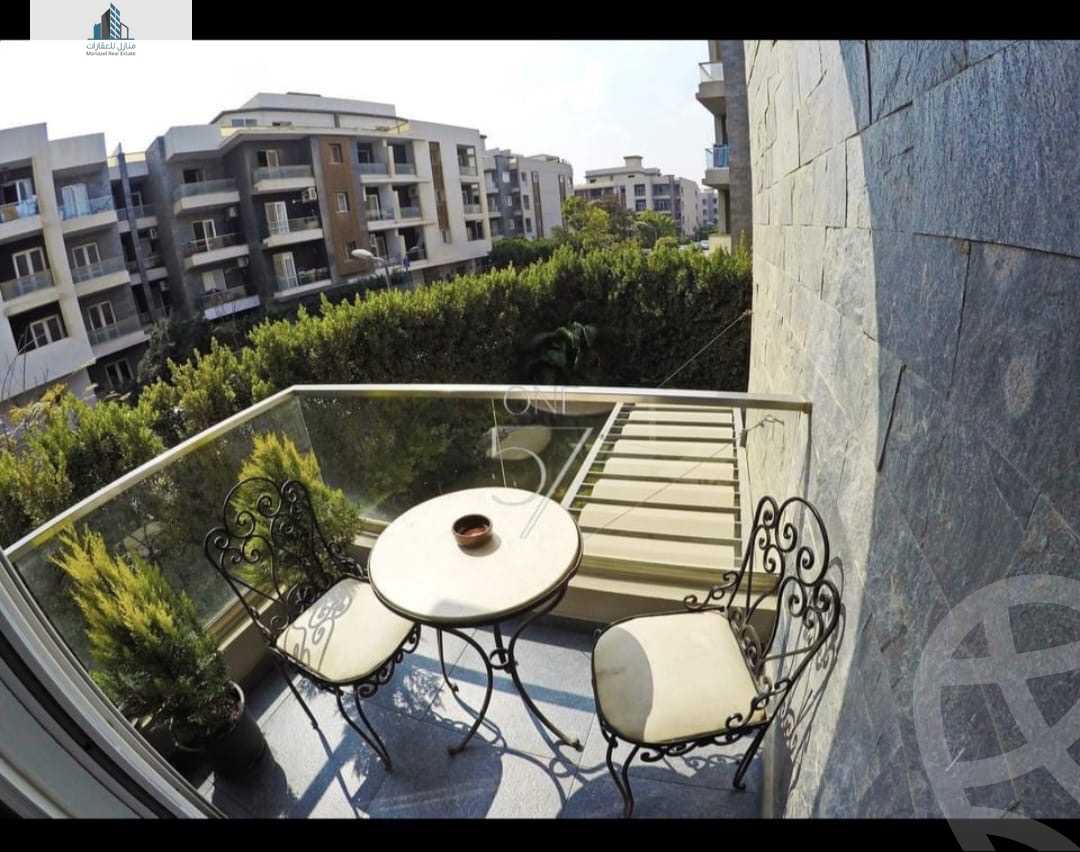 https://aqarmap.com.eg/ar/listing/6241251-for-sale-cairo-el-sheikh-zayed-city-compounds-kmbwnd-fyldj-wyst-dr-llttwyr