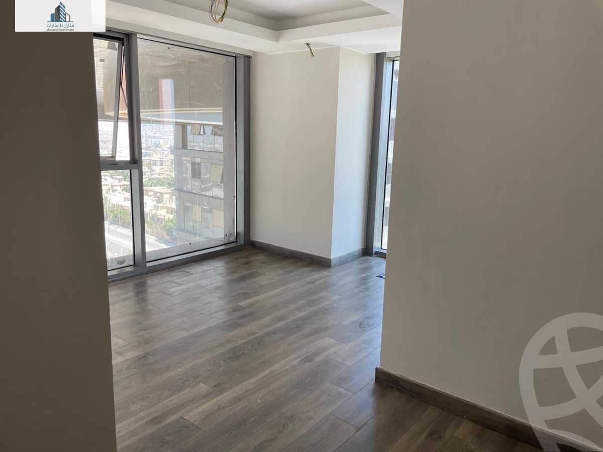 https://aqarmap.com.eg/ar/listing/6241316-for-sale-cairo-el-sheikh-zayed-city-compounds-zyd-wr-llttwyr-park-towers-zed-el-sheikh-zayed-compound