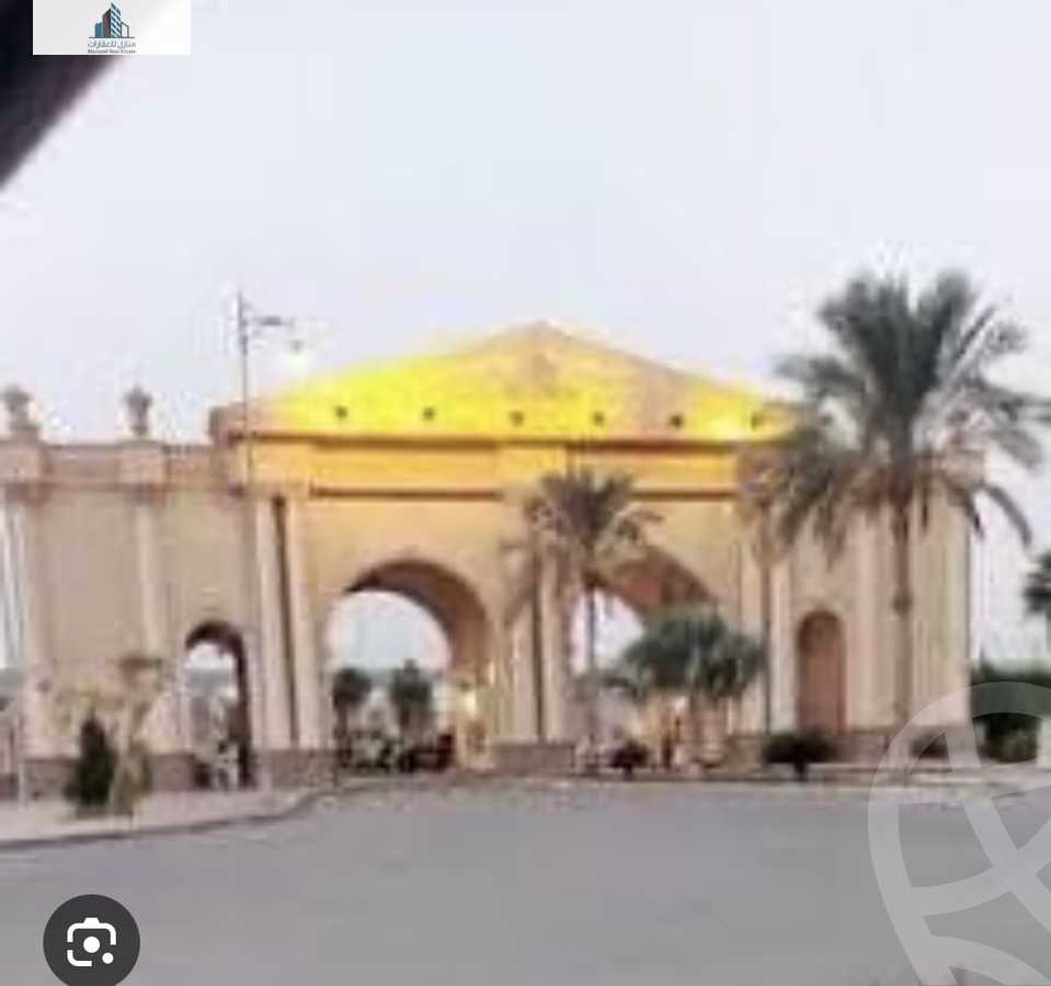 https://aqarmap.com.eg/en/listing/6241337-for-sale-cairo-el-sheikh-zayed-city-compounds-royal-city