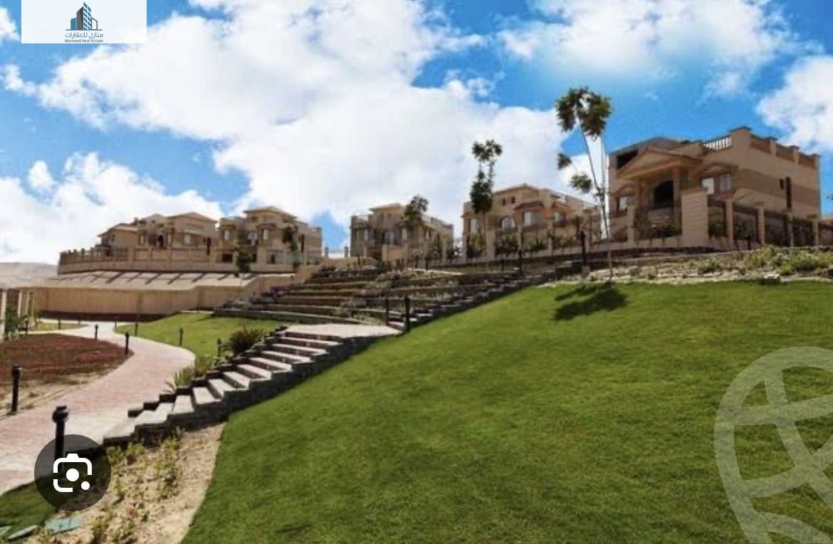 https://aqarmap.com.eg/en/listing/6241337-for-sale-cairo-el-sheikh-zayed-city-compounds-royal-city