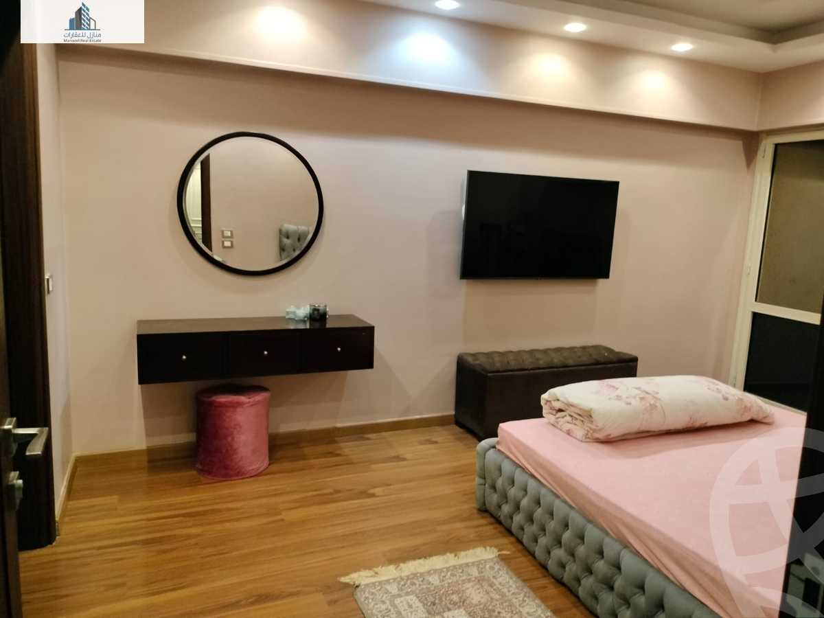 https://aqarmap.com.eg/ar/listing/6359491-for-sale-cairo-6th-of-october-hadaeq-october-kmbwnd-fy-hdyq-ktwbr-kenz