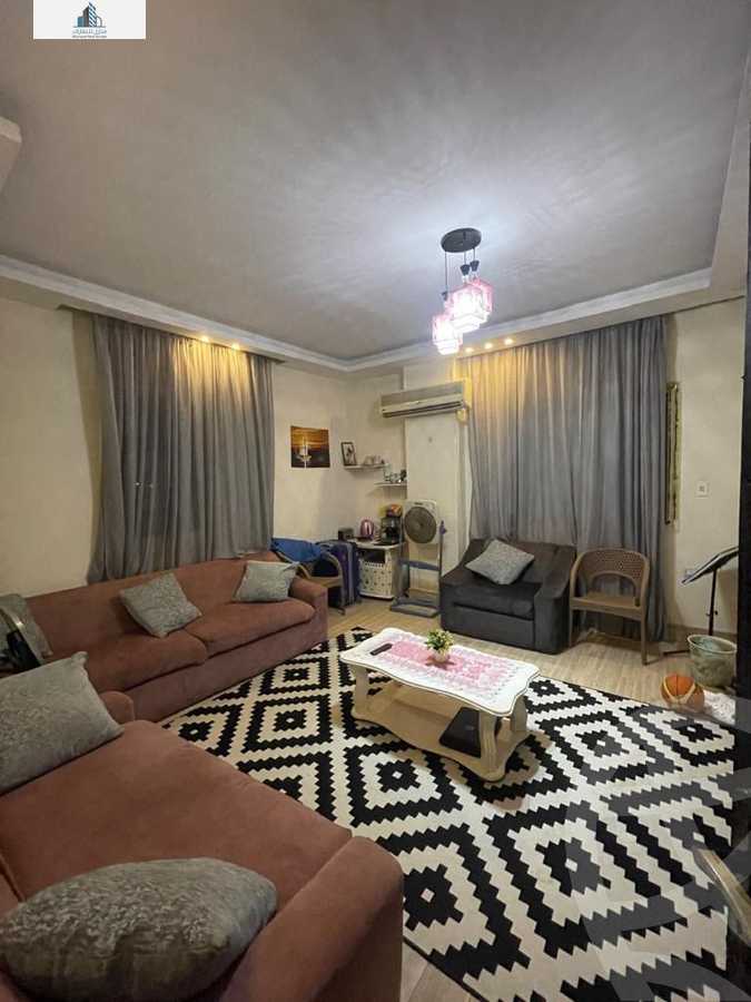 https://aqarmap.com.eg/ar/listing/6359516-for-sale-cairo-new-cairo-el-ahyaa-first-neighborhood-street-1