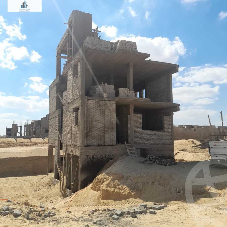 https://aqarmap.com.eg/en/listing/6394753-for-sale-cairo-el-sheikh-zayed-city-lshykh-zyd-ljdyd-advida-adva