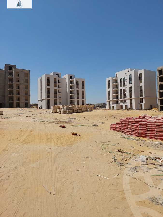 https://aqarmap.com.eg/ar/listing/6400401-for-sale-cairo-6th-of-october-hadaeq-october-kmbwnd-fy-hdyq-ktwbr-eco-west-compound-new-city-development-asia