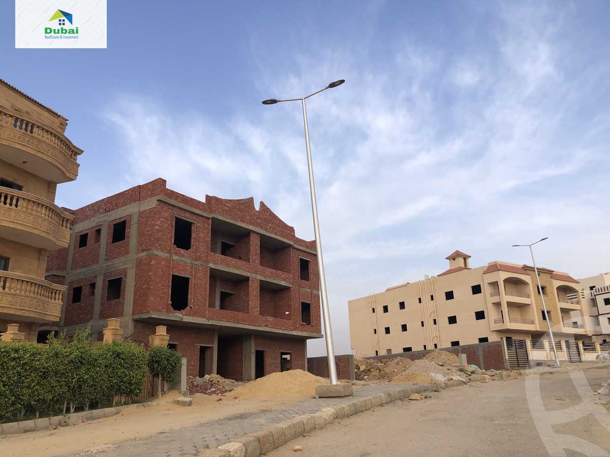 https://aqarmap.com.eg/ar/listing/4023625-for-sale-cairo-el-shorouk-h-lnd