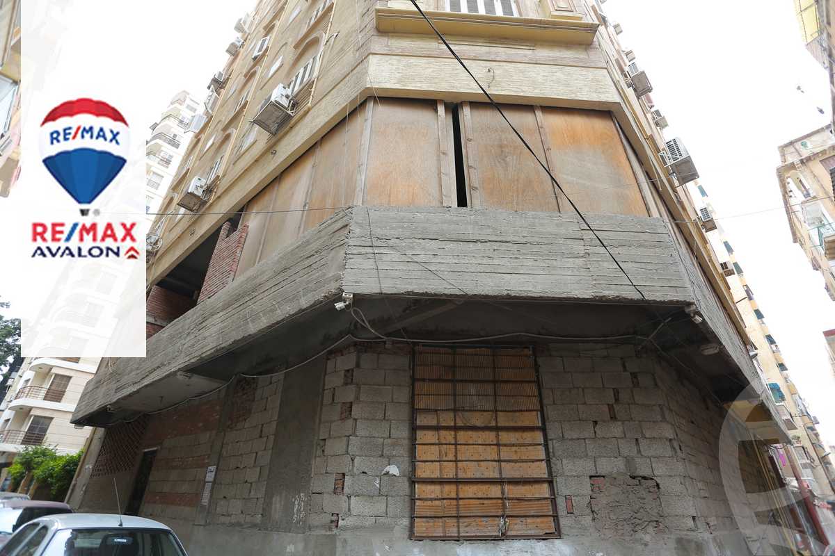 https://aqarmap.com.eg/ar/listing/3847899-for-rent-alexandria-kafr-abdo-abou-rafea-st