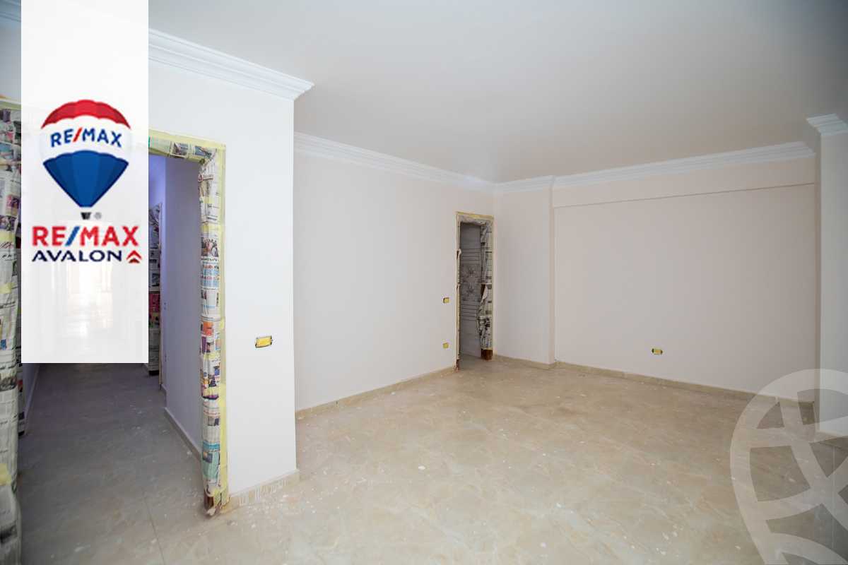 https://aqarmap.com.eg/en/listing/3880909-for-sale-alexandria-roshdy-shr-hmd-shwqy