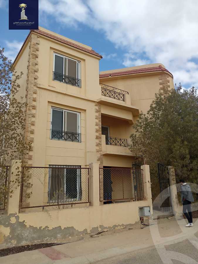 https://aqarmap.com.eg/en/listing/2596078-for-sale-villa-cairo-alex-cairo-desert-road