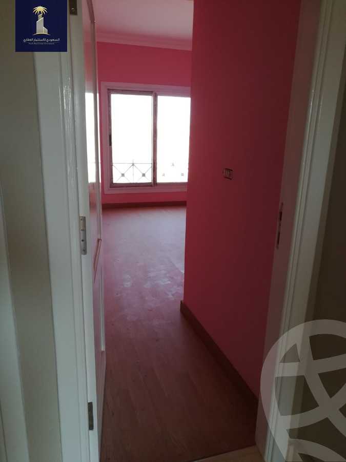 https://aqarmap.com.eg/en/listing/2596078-for-sale-villa-cairo-alex-cairo-desert-road