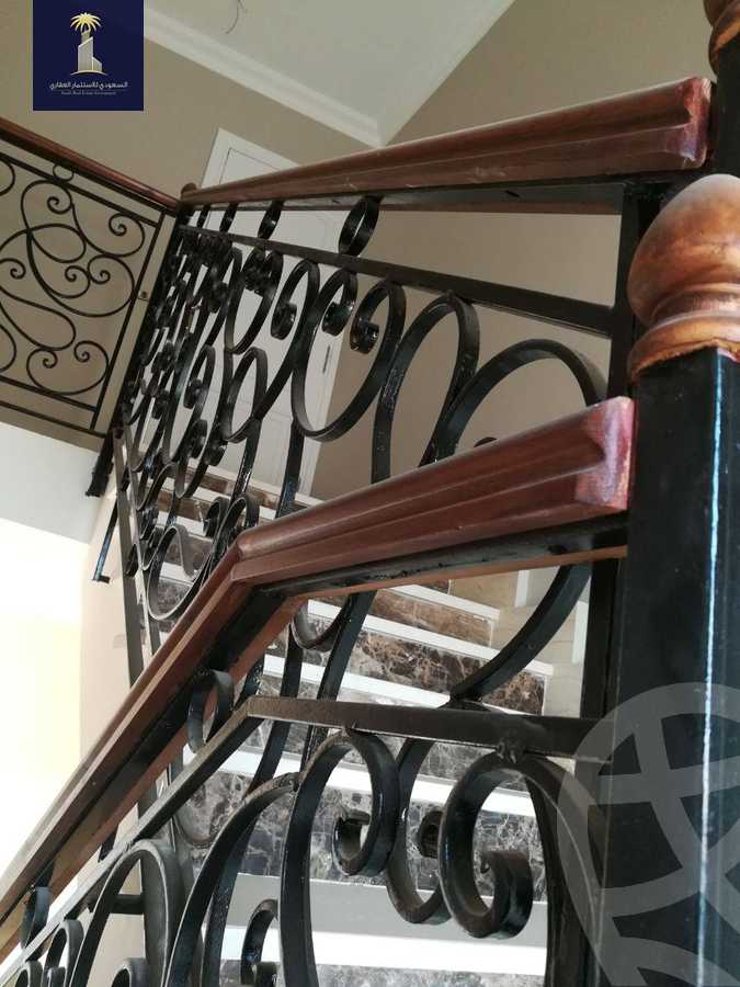 https://aqarmap.com.eg/en/listing/2596078-for-sale-villa-cairo-alex-cairo-desert-road