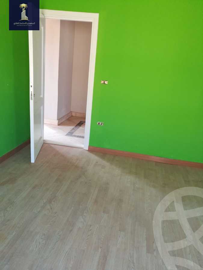 https://aqarmap.com.eg/en/listing/2596078-for-sale-villa-cairo-alex-cairo-desert-road