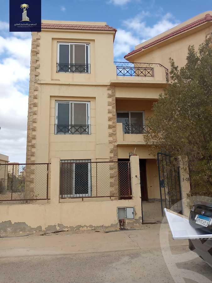 https://aqarmap.com.eg/en/listing/2596078-for-sale-villa-cairo-alex-cairo-desert-road