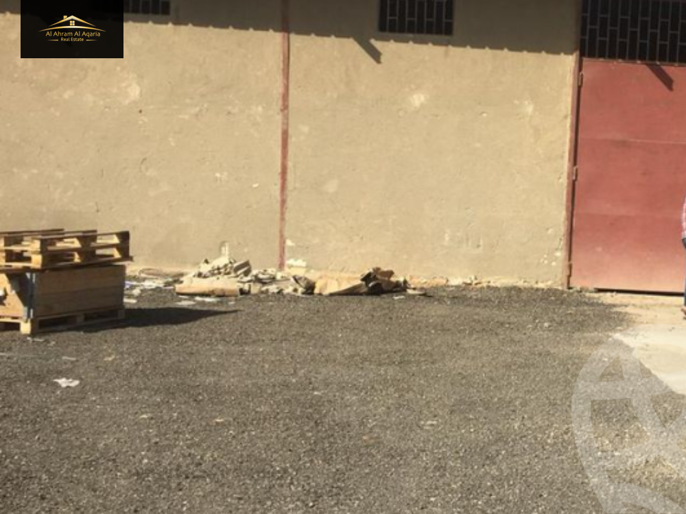 https://aqarmap.com.eg/ar/listing/4000277-for-rent-cairo-al-oubour-tryq-msr-sm-yly-lshrwy