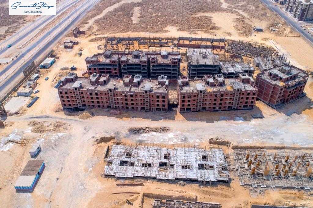 https://aqarmap.com.eg/ar/listing/5688494-for-sale-cairo-new-cairo-compounds-rock-vera