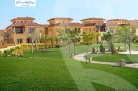 https://aqarmap.com.eg/ar/listing/3664297-for-sale-cairo-new-cairo-compounds-hyde-park