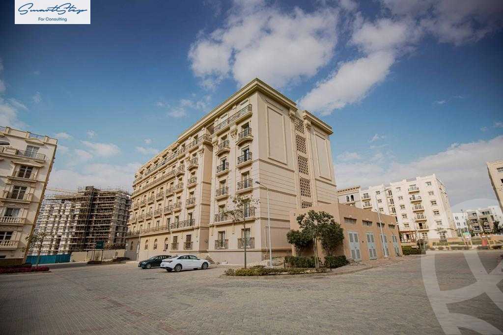 https://aqarmap.com.eg/ar/listing/3672076-for-sale-cairo-new-cairo-compounds-hyde-park