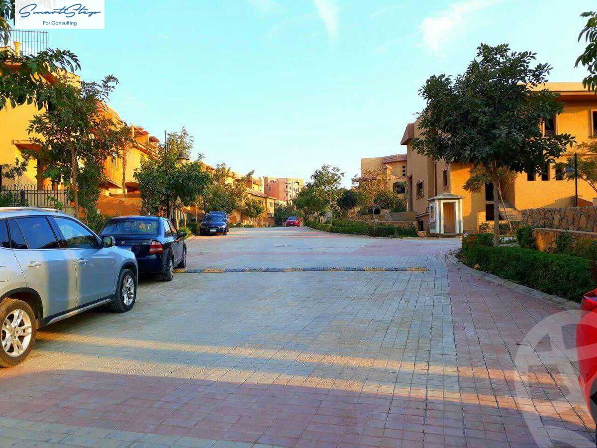 https://aqarmap.com.eg/en/listing/4718342-for-sale-cairo-new-cairo-compounds-moon-valley-2