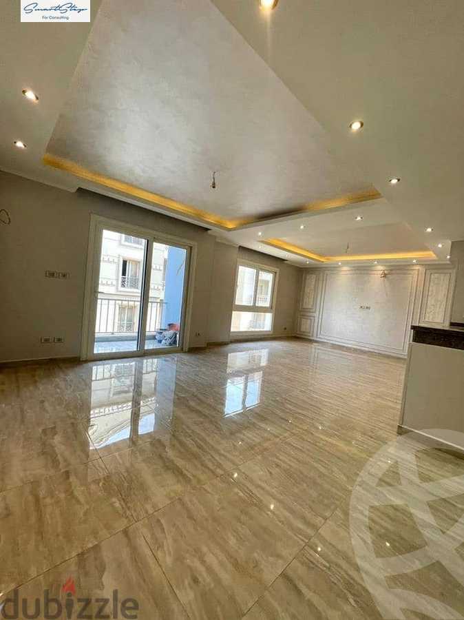 https://aqarmap.com.eg/ar/listing/4953196-for-rent-cairo-new-cairo-compounds-hyde-park-centre-ville-hyde-park