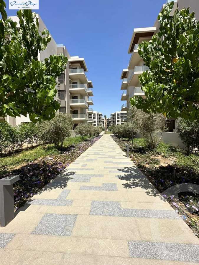 https://aqarmap.com.eg/ar/listing/5420901-for-rent-cairo-el-sheikh-zayed-city-compounds-dh-drys
