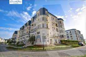 https://aqarmap.com.eg/en/listing/5484976-for-sale-cairo-new-cairo-compounds-mountain-view-hyde-park