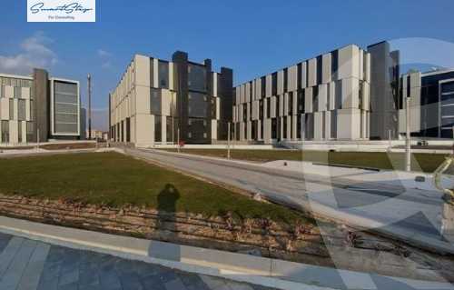 https://aqarmap.com.eg/en/listing/5543774-for-rent-cairo-new-cairo-compounds-hyde-park-hydeout-hyde-park