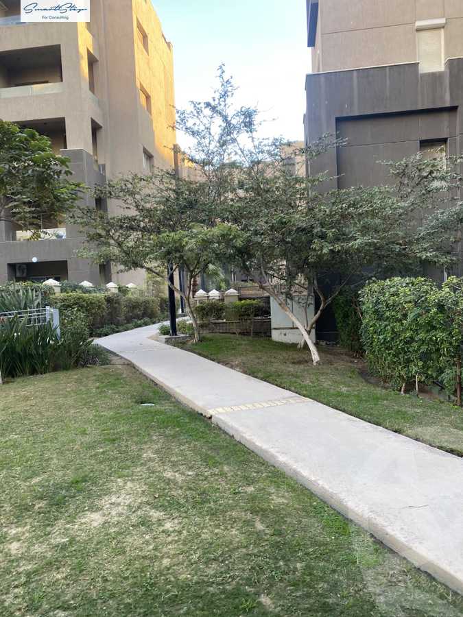 https://aqarmap.com.eg/ar/listing/5563045-for-sale-cairo-new-cairo-compounds-kmbwnd-dh-fyldj-blm-hylz