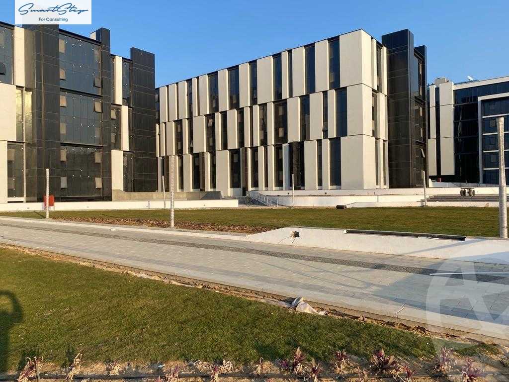 https://aqarmap.com.eg/en/listing/5849437-for-rent-cairo-new-cairo-compounds-hyde-park-business-district