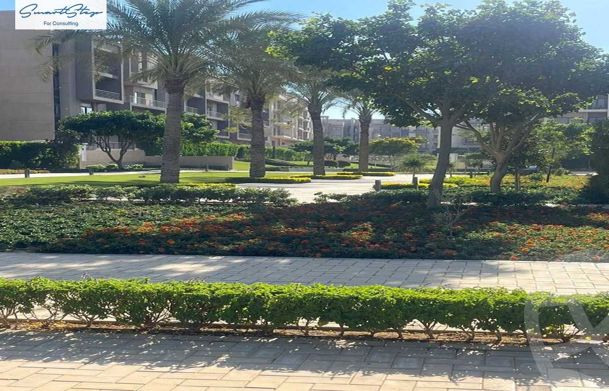 https://aqarmap.com.eg/en/listing/5883104-for-sale-cairo-new-cairo-compounds-fifth-square