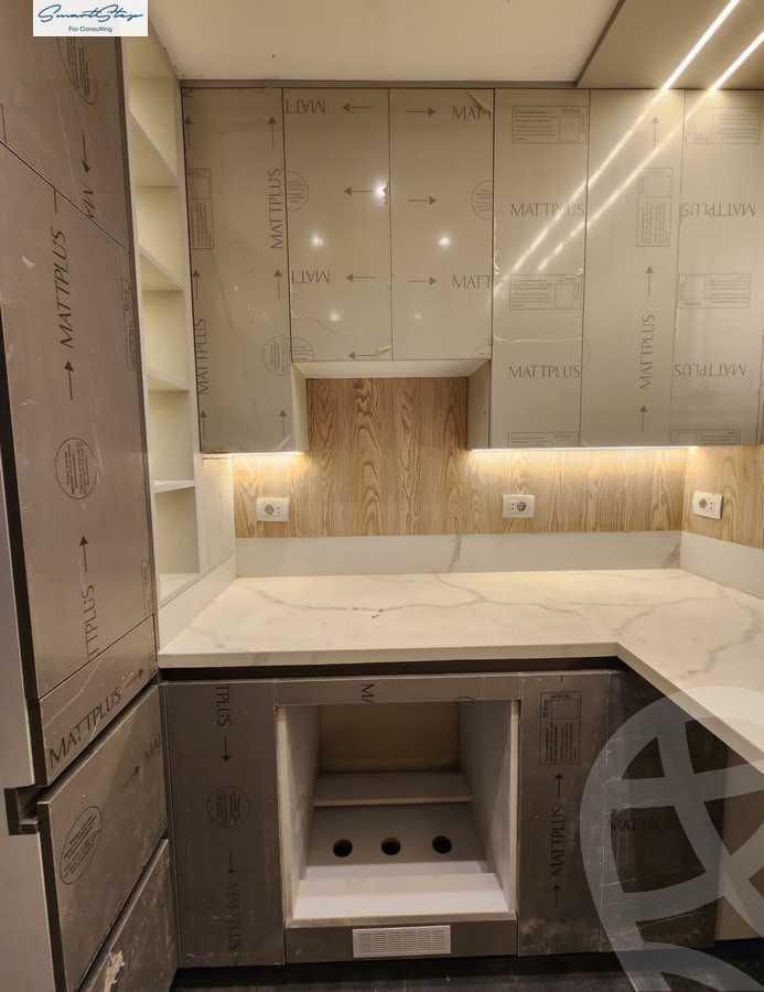 https://aqarmap.com.eg/ar/listing/5885031-for-sale-cairo-new-cairo-compounds-mwntn-fyw-y-syty-club-park-mountain-view-icity