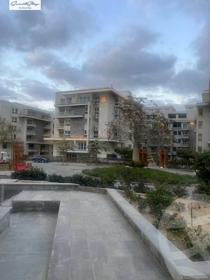 https://aqarmap.com.eg/ar/listing/5919574-for-sale-cairo-new-cairo-compounds-mwntn-fyw-y-syty-club-park-mountain-view-icity